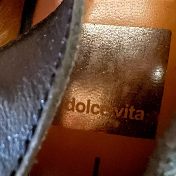 Dolce Vita Black Platform Sandals - Picture 5 of 6